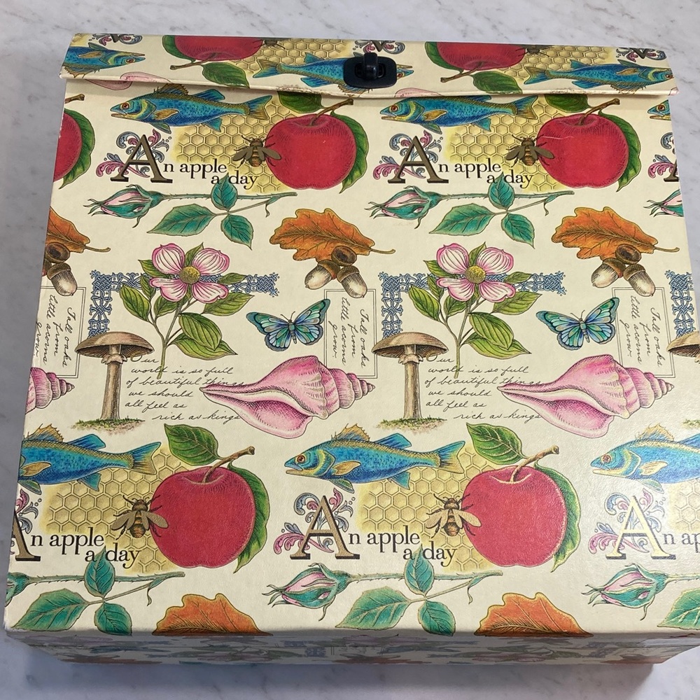 Memory Express Vintage Nature Pattern 12x12 Scrapbook Paper Accordion Storage - Picture 10 of 17